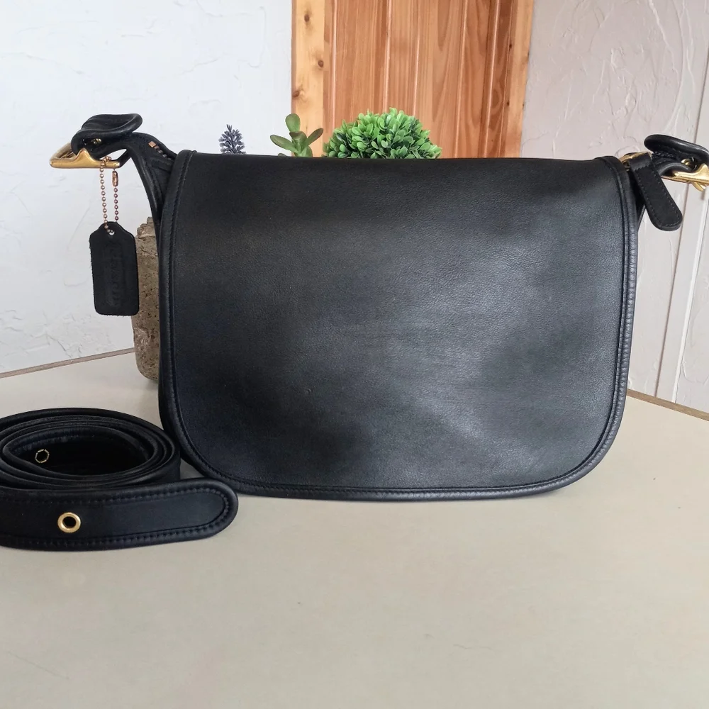 Coach Patricia's Legacy, 2001 Crossbody Bag, #9951 Black